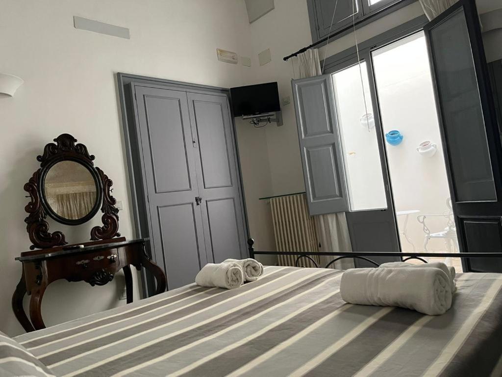 Bed and Breakfast Palazzo Angelelli Gallipoli Exterior foto
