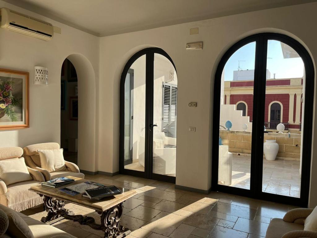 Bed and Breakfast Palazzo Angelelli Gallipoli Exterior foto