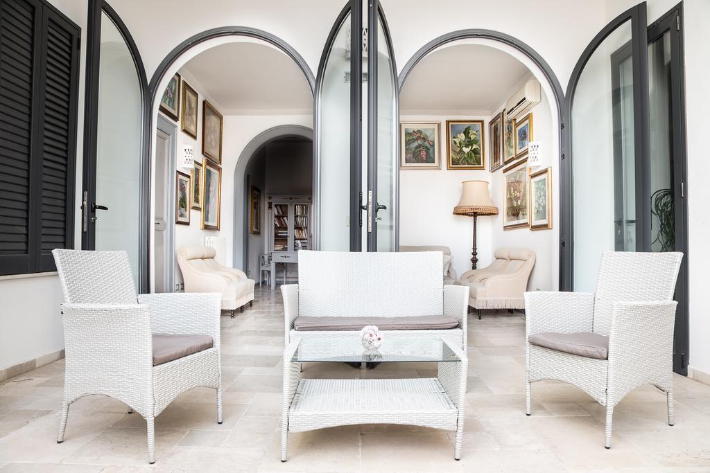 Bed and Breakfast Palazzo Angelelli Gallipoli Exterior foto